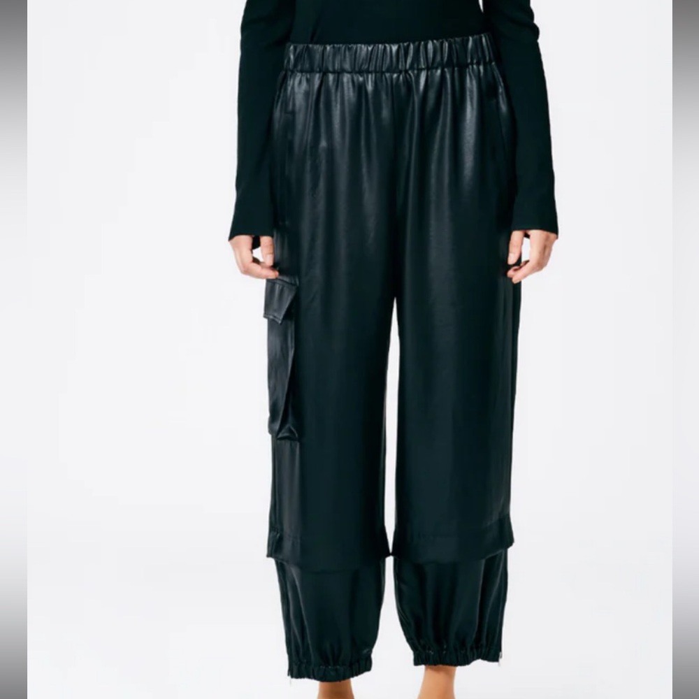 EUC Tibi Celia Drape Wilt Jogger Pant, black, S (Long)